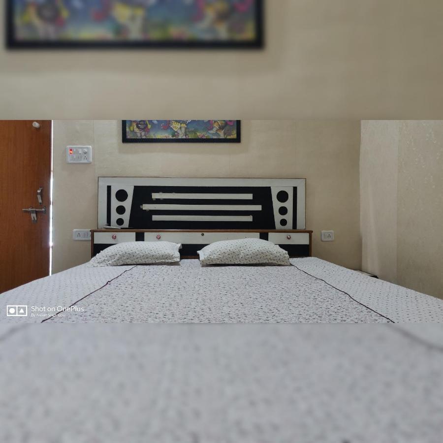 Couple Friendly Hotel - Sunset Орчга Екстер'єр фото